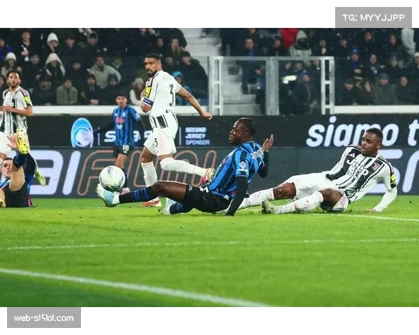 亚特兰大2-1逆转那不勒斯，帕萨利奇和萨马尔季奇头球建功